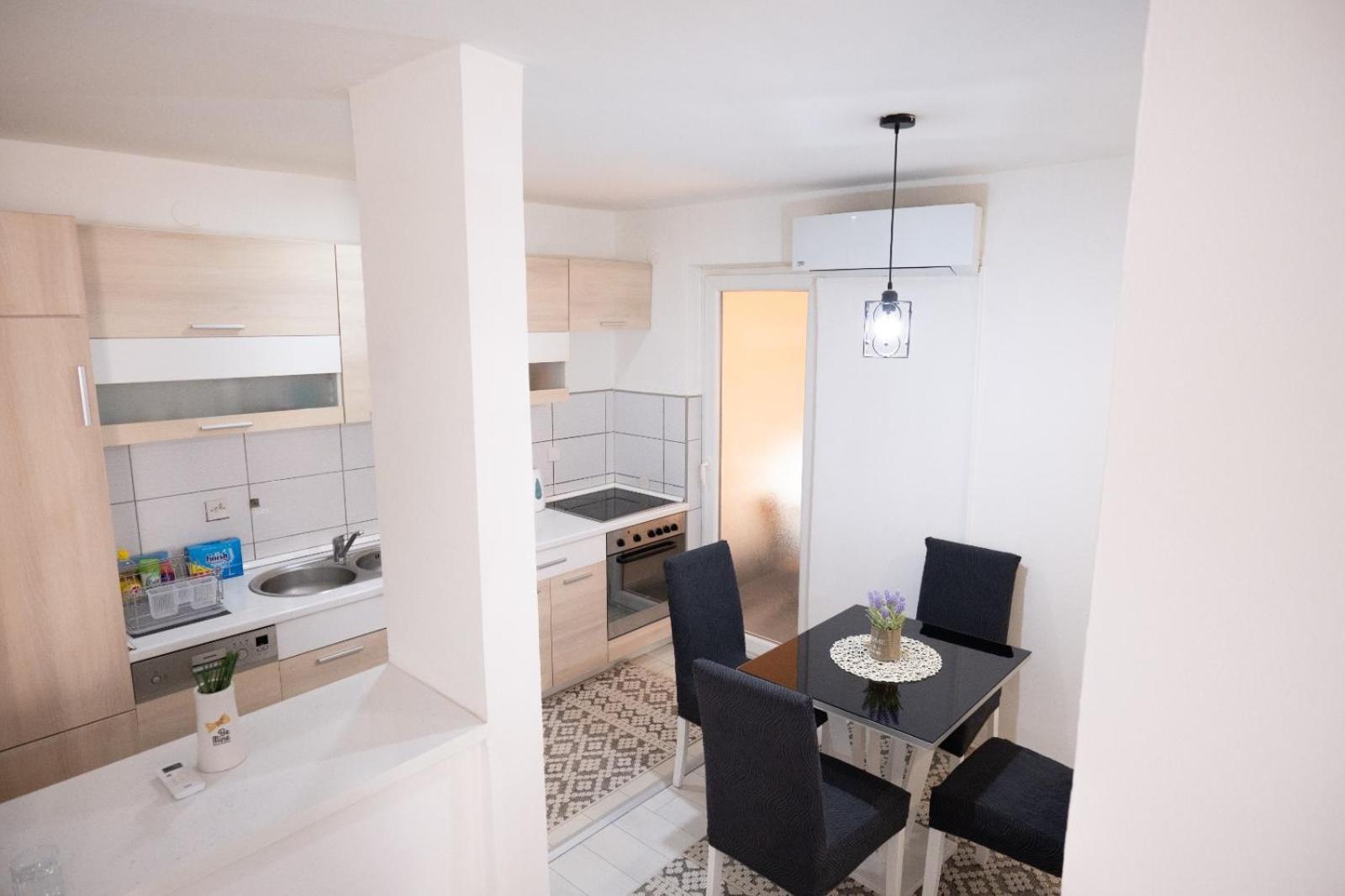 Grandeur Home Apartment Mostar - Free Parking Kültér fotó